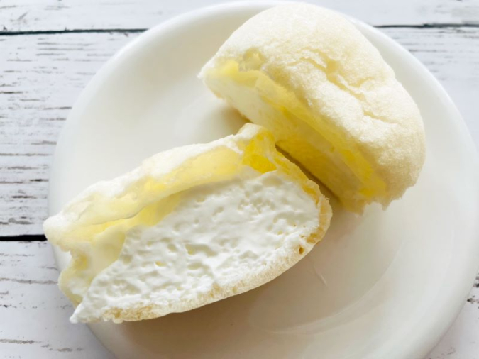 セブン-イレブン「まっしろスイーツ」みるくもこ