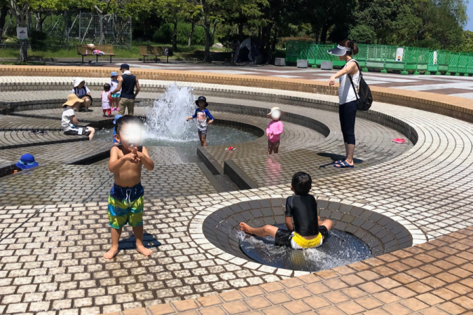 春日市　白水大池公園噴水広場