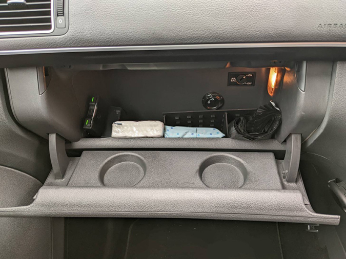 100円ショップ　車内収納