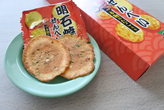 Akashiyaki rice crackers