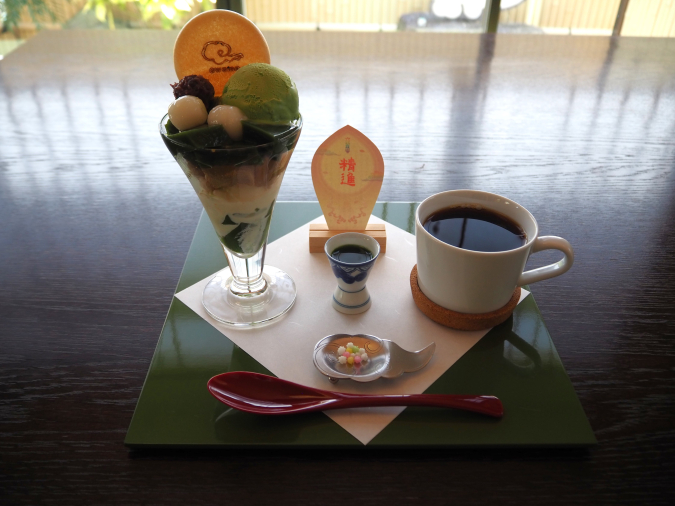 寺カフェあわも　特製寺パフェセット