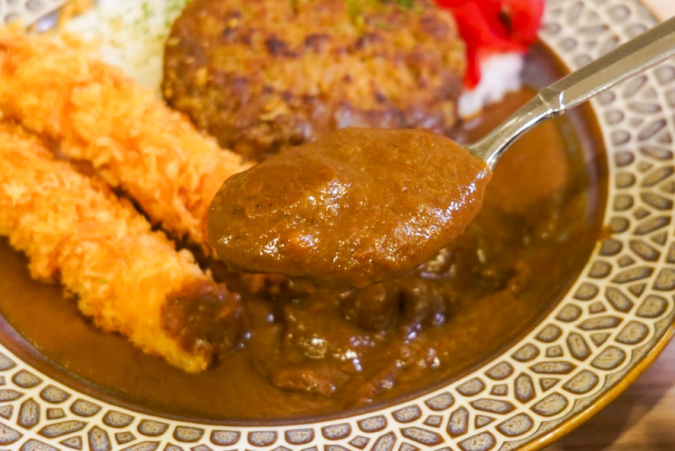 GY CURRY: Beef curry