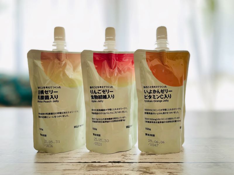 MUJI "Iyokan Jelly with Vitamin C, Made with Your Skin in Mind," "Apple Jelly with Dietary Fiber, Made with Your Skin in Mind," and "White Peach Jelly with Lactic Acid Bacteria, Made with Your Skin in Mind"