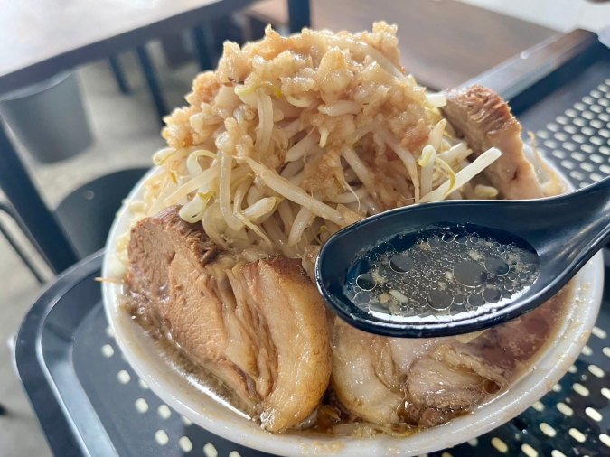 Yume wo Katare Tosu Main Branch: Small Ramen with 2 Pork Slices