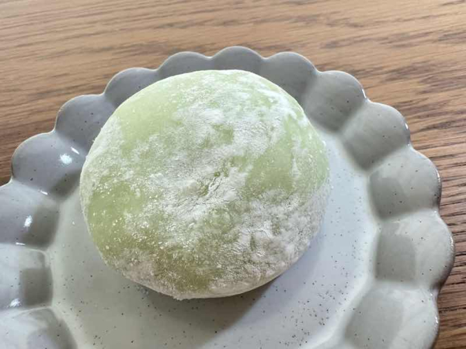 UC Whole Shine Muscat Daifuku