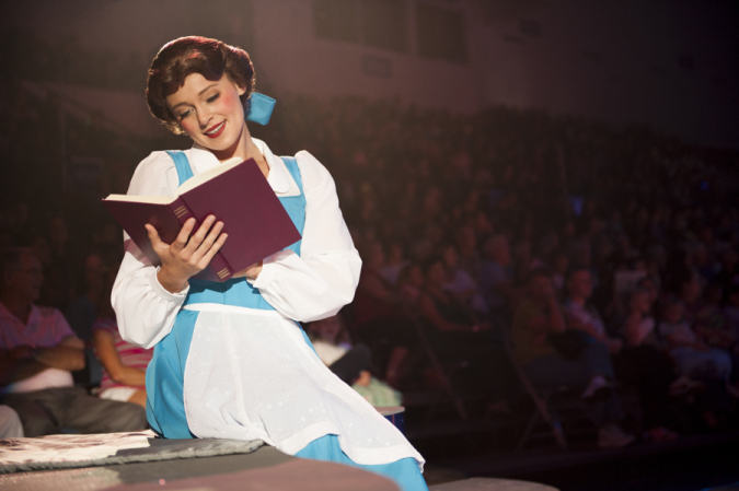 Beauty and the Beast Disney on Ice "Find Your GIFT"