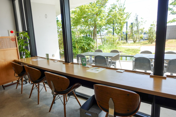 Kasho Kikutaro Cafe Counter Seats