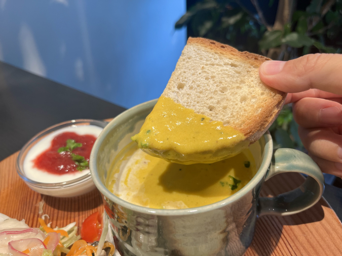 KARAE TABLE: Homemade soup with plenty of vegetables and chicken ham salad