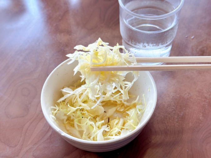 横綱ラーメン　千切りキャベツ