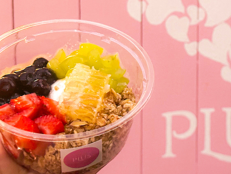 PLUS Yogurt x Acai Hakata store