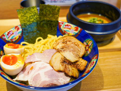 つけ麺 鶏そば 鯔背ヤ：濃厚魚介つけ麺