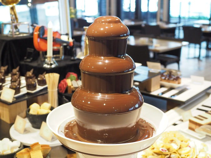 ANA Crowne Plaza Fukuoka Dessert Buffet ~Chocolate Orchestra~ Chocolate Fountain