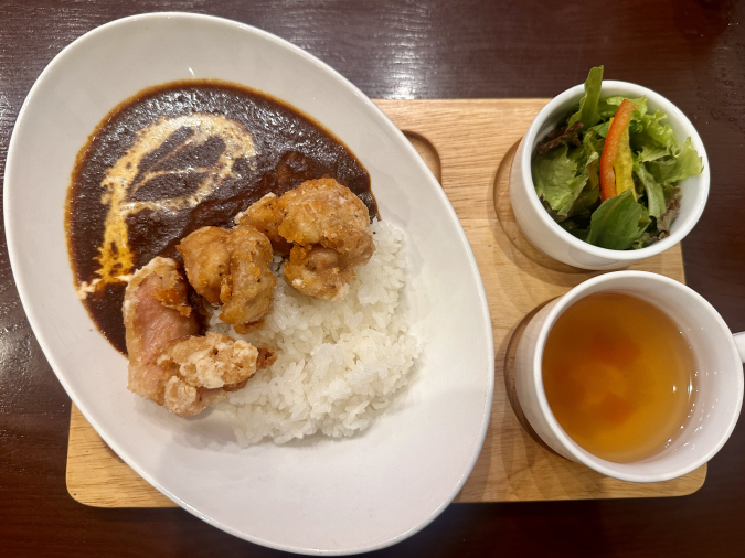 Dazaifu "Noel no Ki" Fried Chicken and Ripe Curry