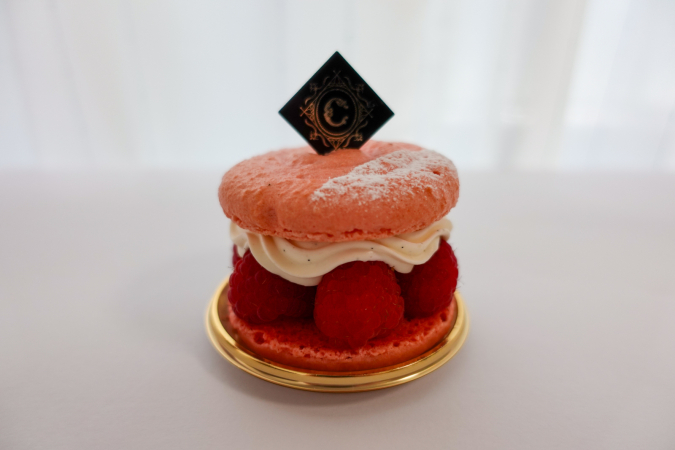 "Patisserie Chez Chichi" Gateau Macaron