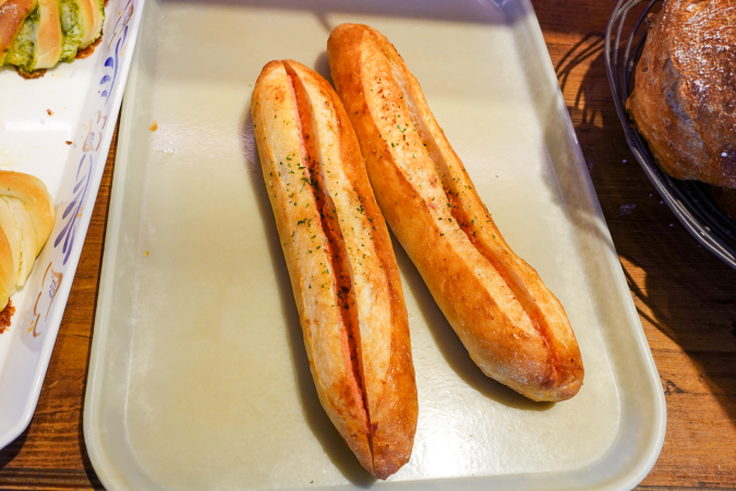 パン工房 高須 La boulangerie TAKASU（ブーランジェリー タカス）　めんたいこフランス