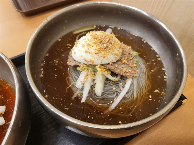 ハムギョンミョノッの水冷麺 半々セット