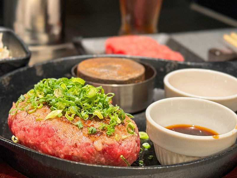 Hamburg steak "Kiwamiya Hakata Station Underground Mall Store"