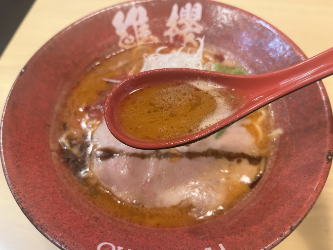 博多海老豚骨ラーメン維櫻（イオ）海老×豚骨ラーメン