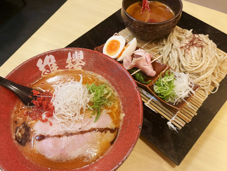 Hakata Shrimp and Pork Bone Ramen Io (Io) / Nakasu, Hakata Ward, Fukuoka City