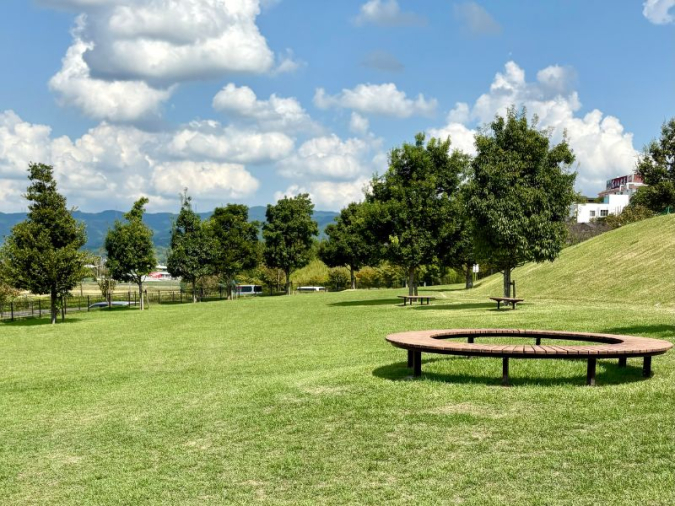 筑前町多目的運動公園 筑前ぽぽろ　子ども広場