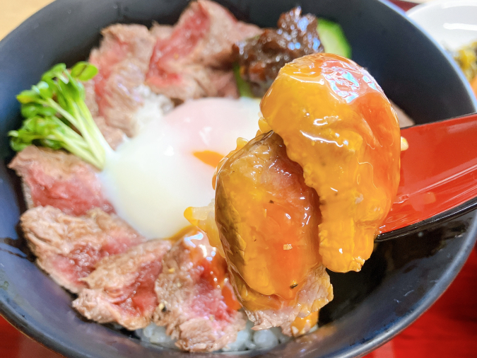 ごとう屋　あか牛丼