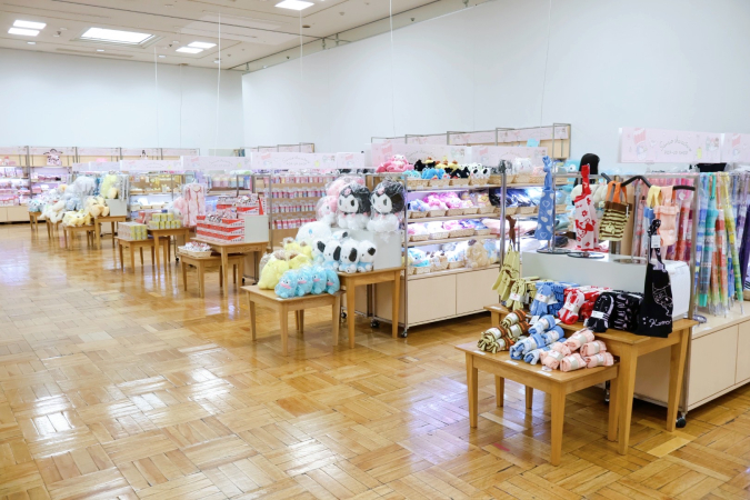 福岡三越『サンリオキャラクターズ POP-UP SHOP』会場／撮影・博多あや．