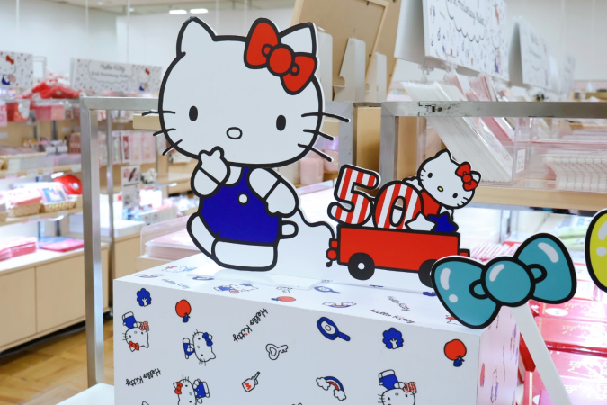 「Hello Kitty 50th Anniversary Market」福岡三越／撮影・博多あや．