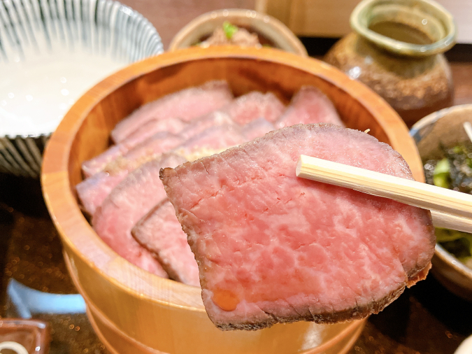 行橋ホルモン隆庵　極上牛まぶしランチ