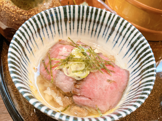 行橋ホルモン隆庵　極上牛まぶしランチ