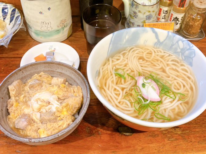 うどん屋麺之介　ミニ親子丼＋かけうどん