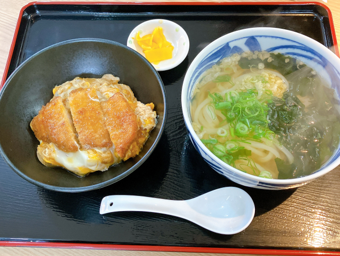 うどん屋としはる　としはるセット