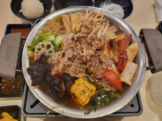 ボグルのすき焼きボグル　ボグル ロッテ百貨店釜山本店（보글 롯데백화점 부산본점）