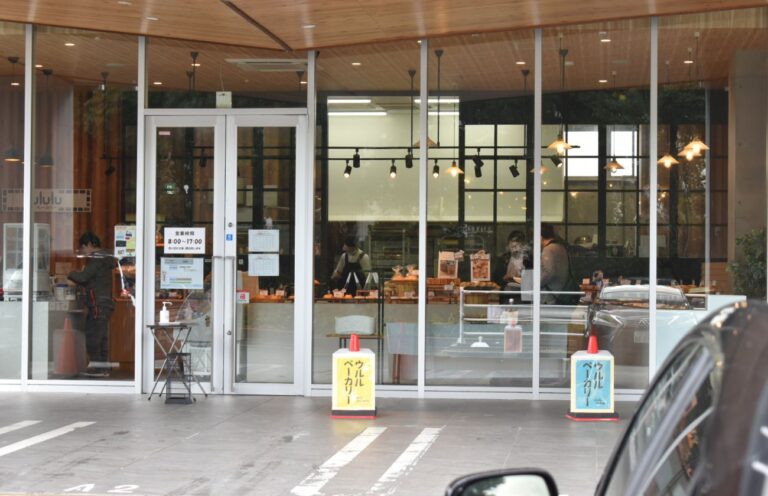 ululu bakery　外観
