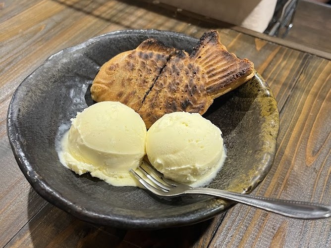 炉ばた 新川橋のたい焼きバニラ