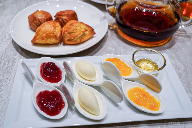 TIME NEST HONEY STRAWBERRY Afternoon Tea Scones and Condiments