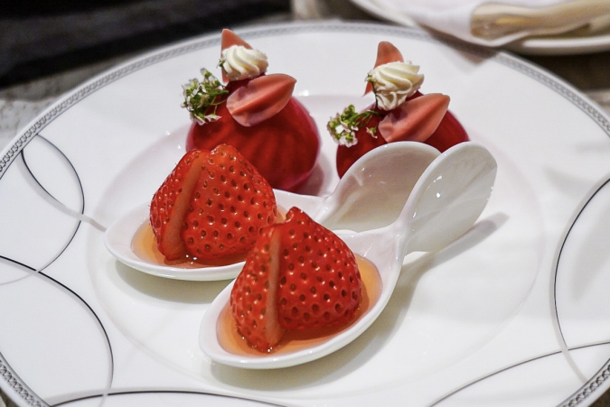 TIME NEST HONEY STRAWBERRY Afternoon Tea Sweets