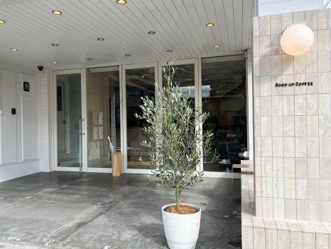GOOD UP COFFEE（グッドアップコーヒー）／福岡市中央区白金　お店の外観
