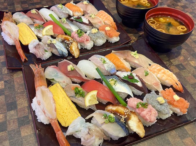グルメ寿司 貫べえ 飯塚店（SUSHI KANBE）