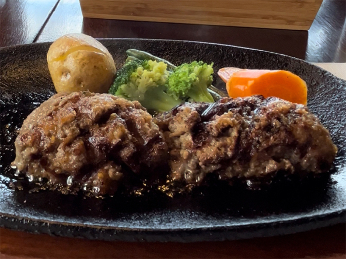 人と木　太宰府　ハンバーグ