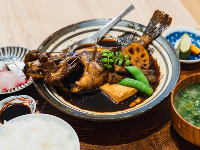 ごはんや飯すけ 定食