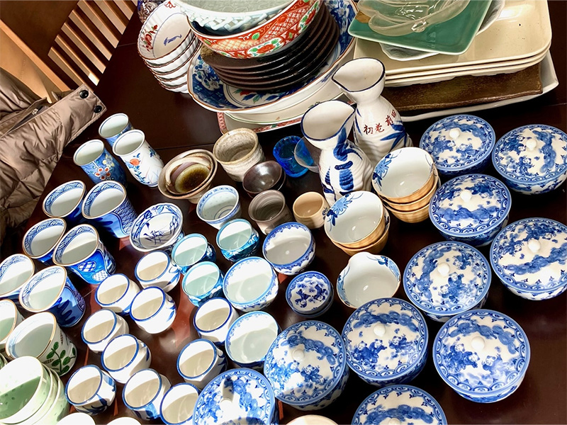 こんまり流片づけ／片付かない人あるあるイメージ