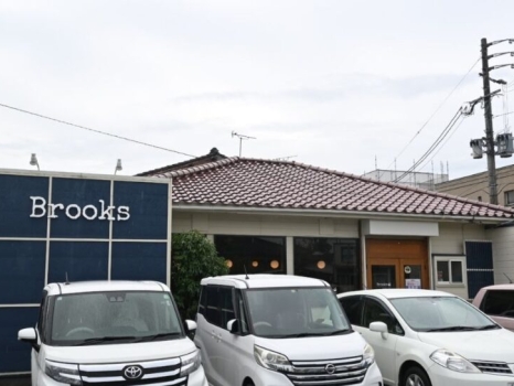 Brooks　外観