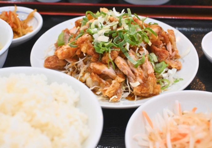 台湾料理 佳佳 油淋鶏