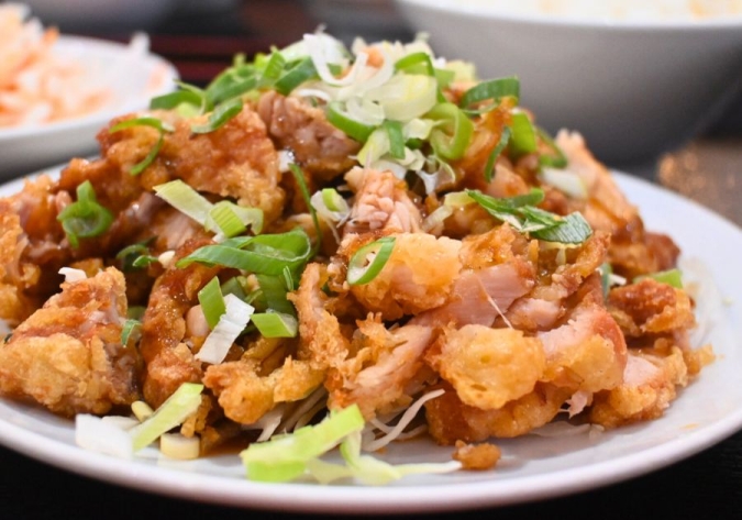 台湾料理 佳佳 油淋鶏