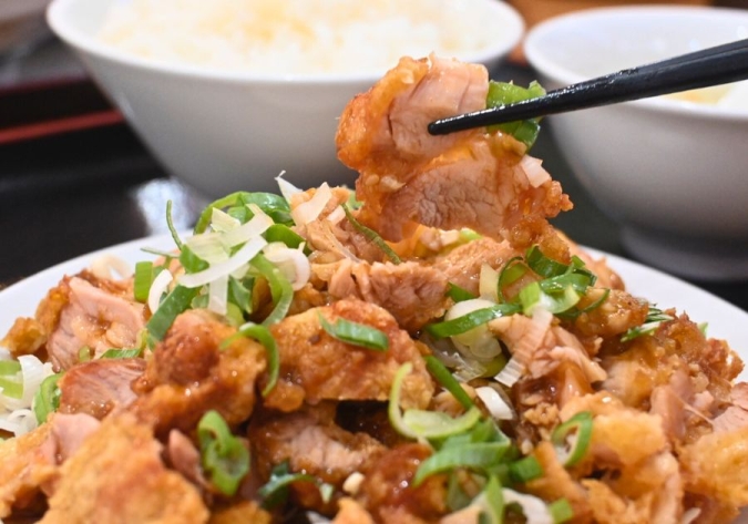 台湾料理 佳佳 油淋鶏