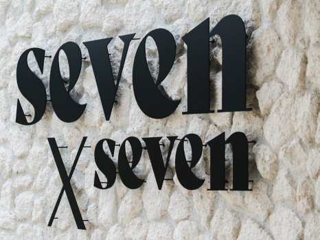 seven x seven 糸島 サイン
