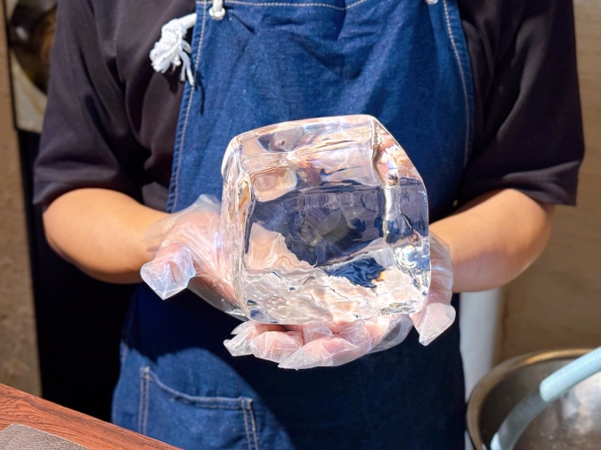 ハルノコオリ　博多純水