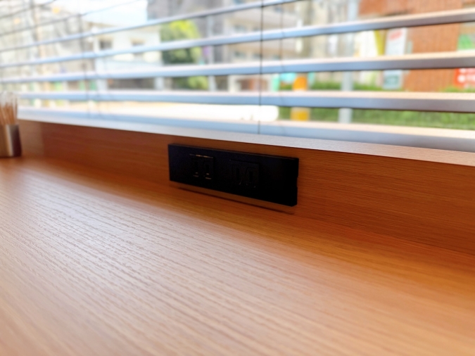 洋食屋べぇ〜る　コンセント