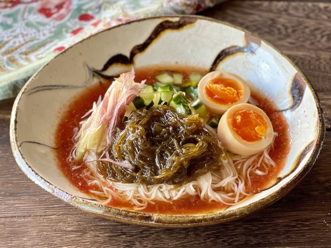 もずくトマト素麺
