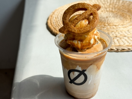 ジョネスーアフォガードラテ